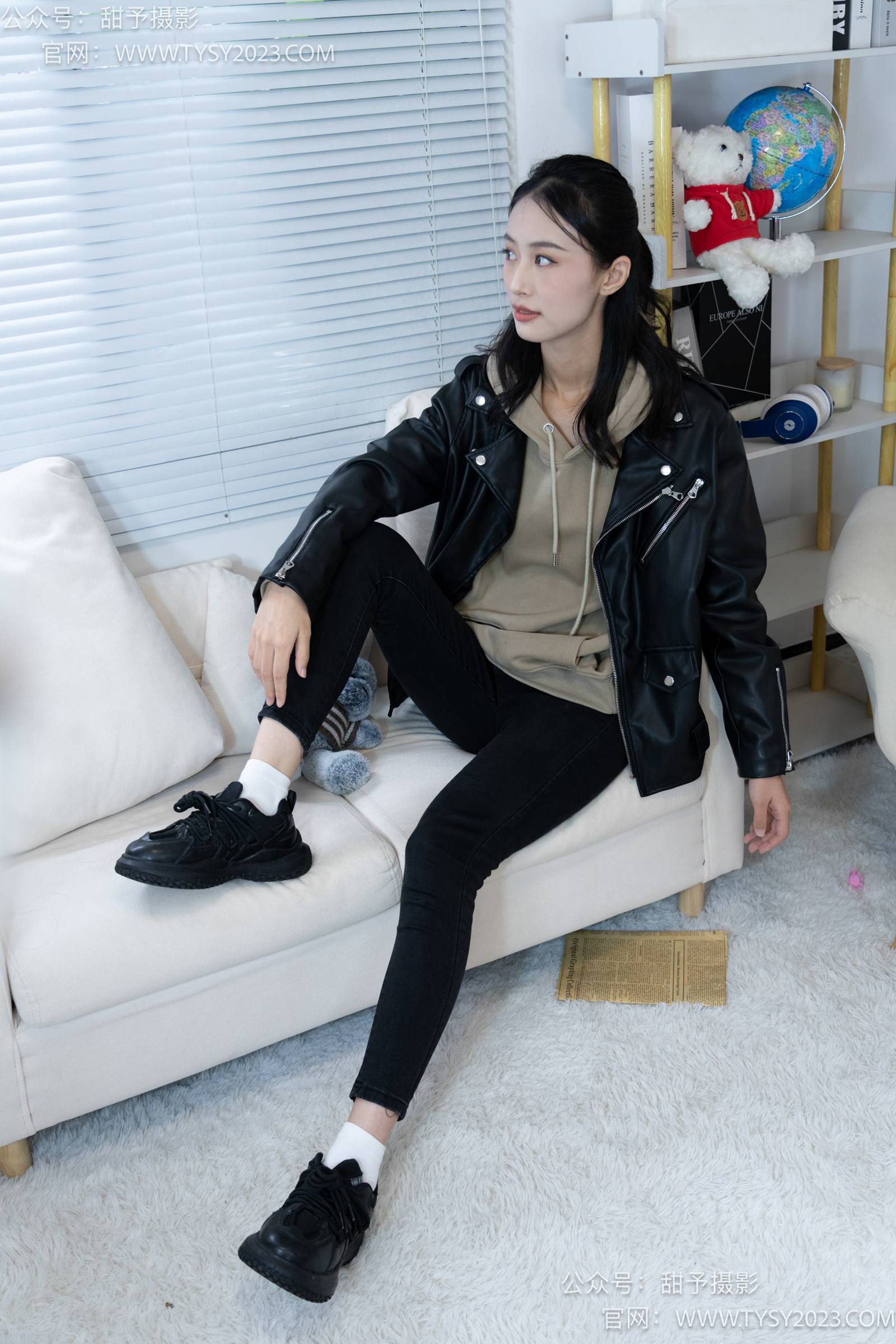 甜予摄影-肉肉运动鞋、白棉袜、裸足[116P/12V/10.5GB]