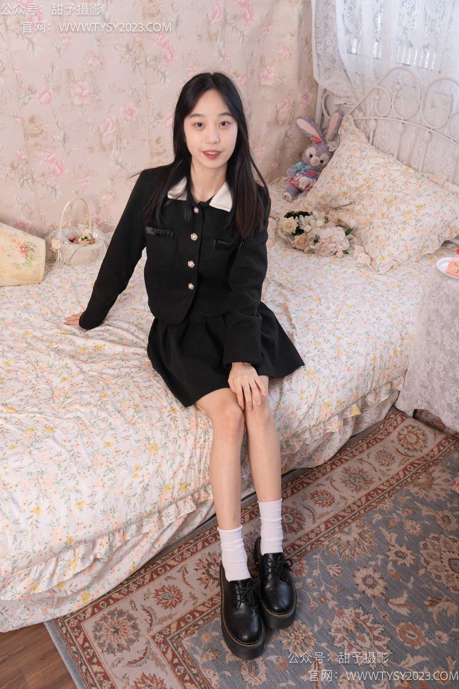 甜予摄影-艺艺皮鞋、白棉袜、裸足[128P/2V/9.64GB]