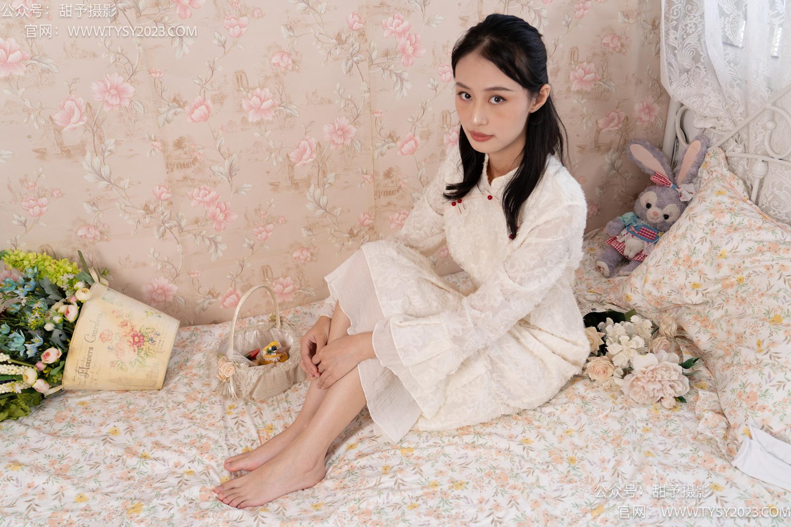 甜予摄影-肉肉高跟鞋、白棉袜、裸足[127P/2V/10.0GB]