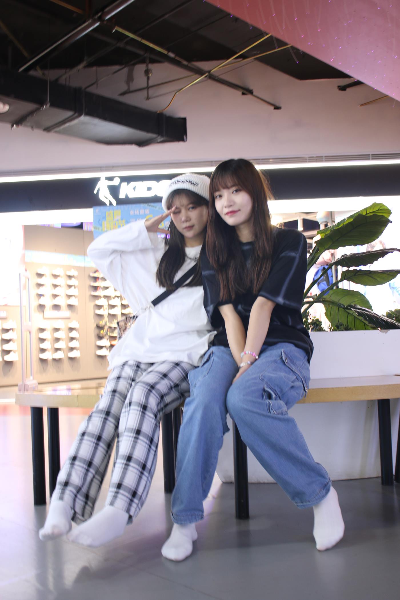 织梦映像-商场双姝鸳鸯双宿蝶双飞[443P/18V/6.83GB]