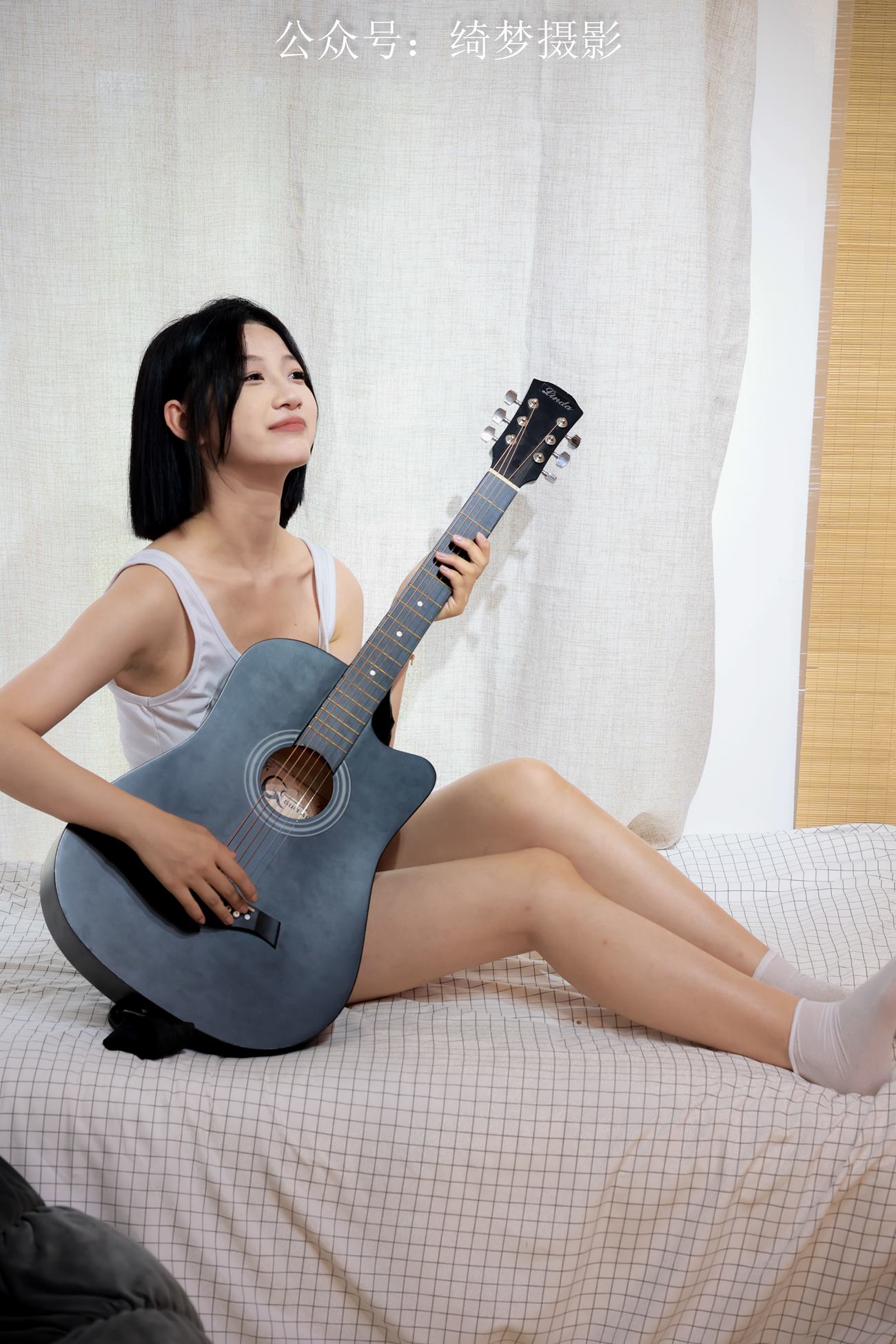 绮梦摄影-Light（花絮视频版）[250P/1V/7.68GB]