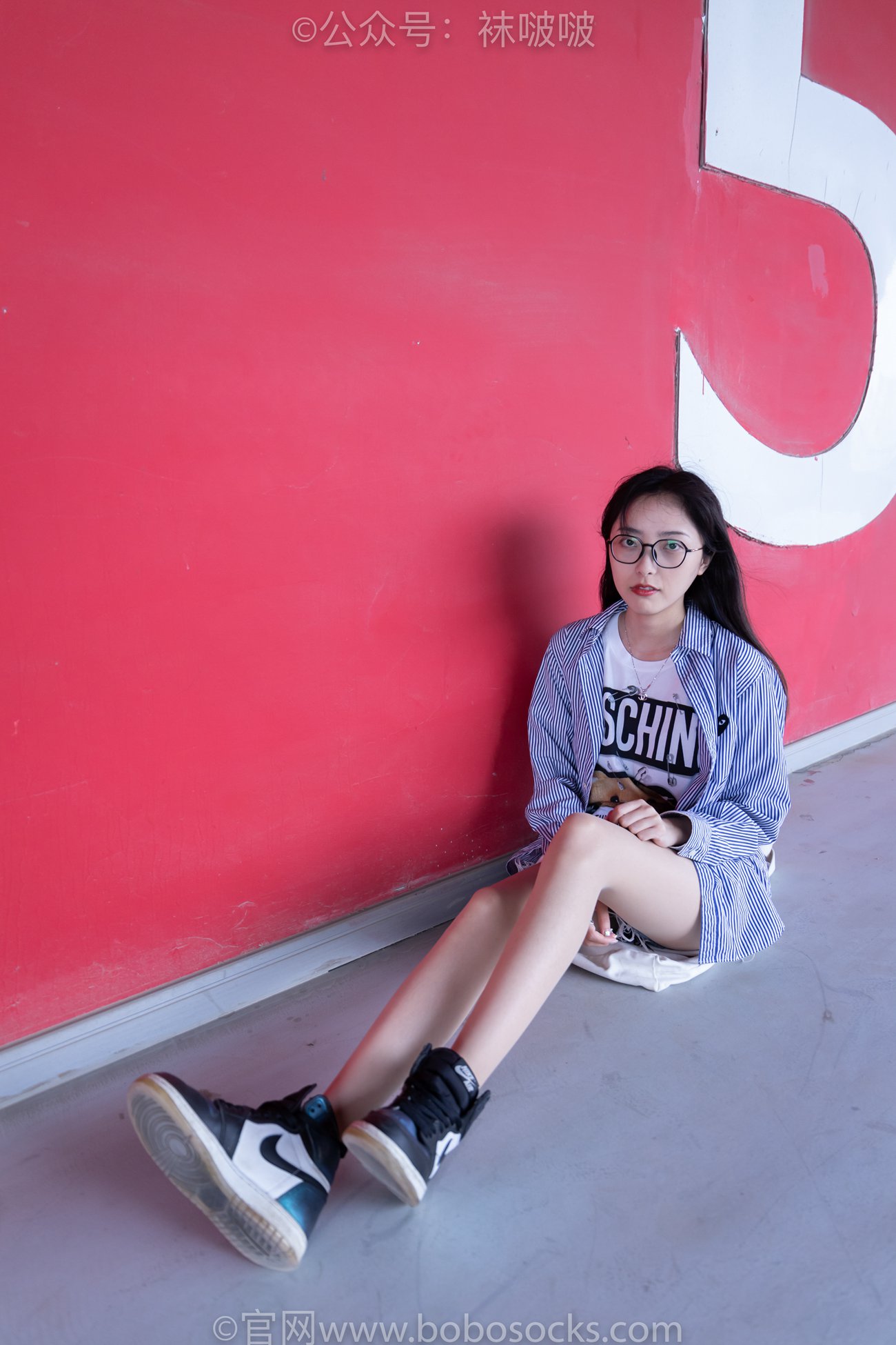 袜啵啵-稚予AJ、白色短棉袜、肉丝[139P/1V/3.47GB]