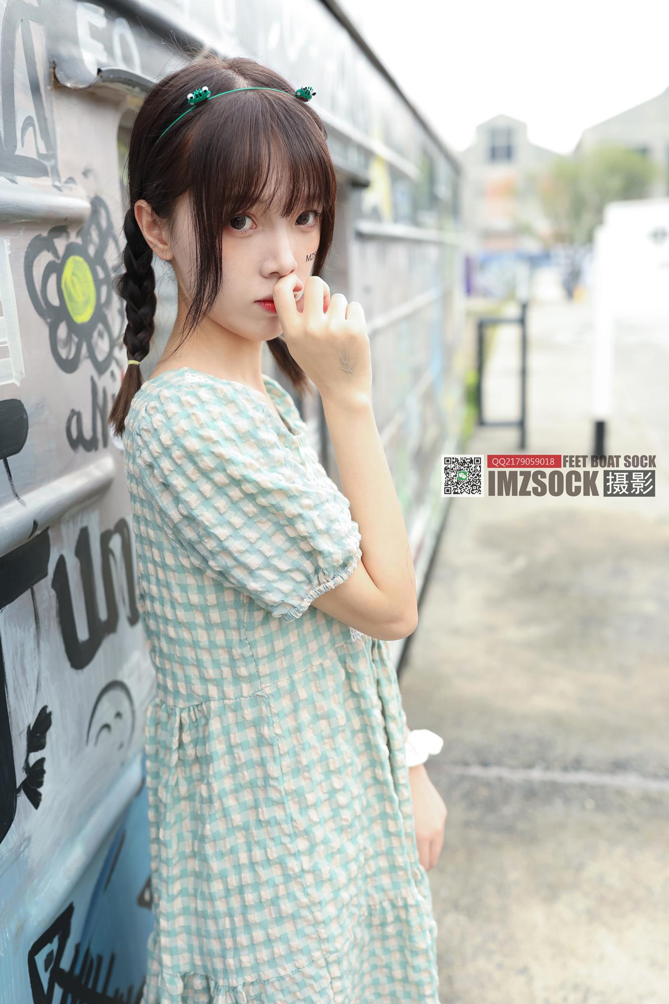 爱美足-樱子[100P/865MB]