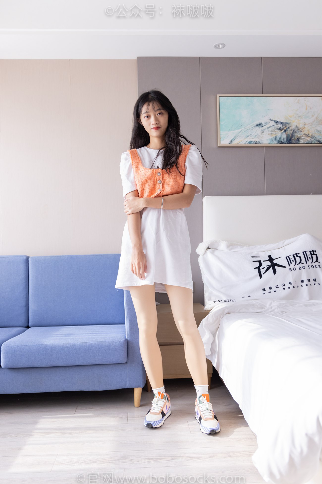 袜啵啵-涵涵运动鞋、白棉袜、厚肉丝[145P/1V/6.63GB]