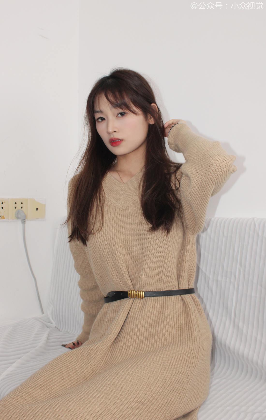 小众视觉-米色系毛衣蓉蓉141P/1V/1.58G]