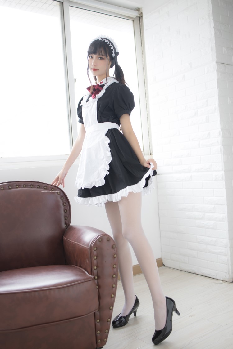 紧急企划-出镜妹字：一只喵喵梓 ​​​​你看我几分像女仆 [74P+1V/1.52G]