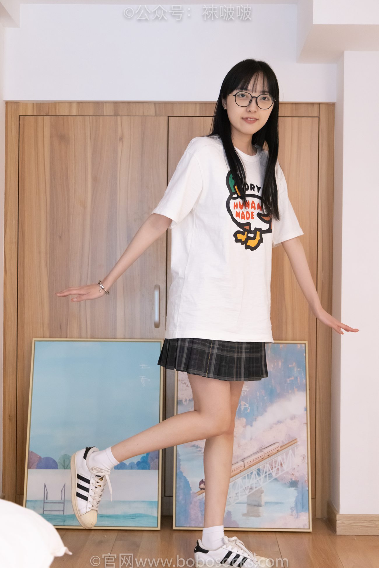 袜啵啵-NO.073稚予贝壳头、白棉袜、裸足[145P/1V/6.83GB]