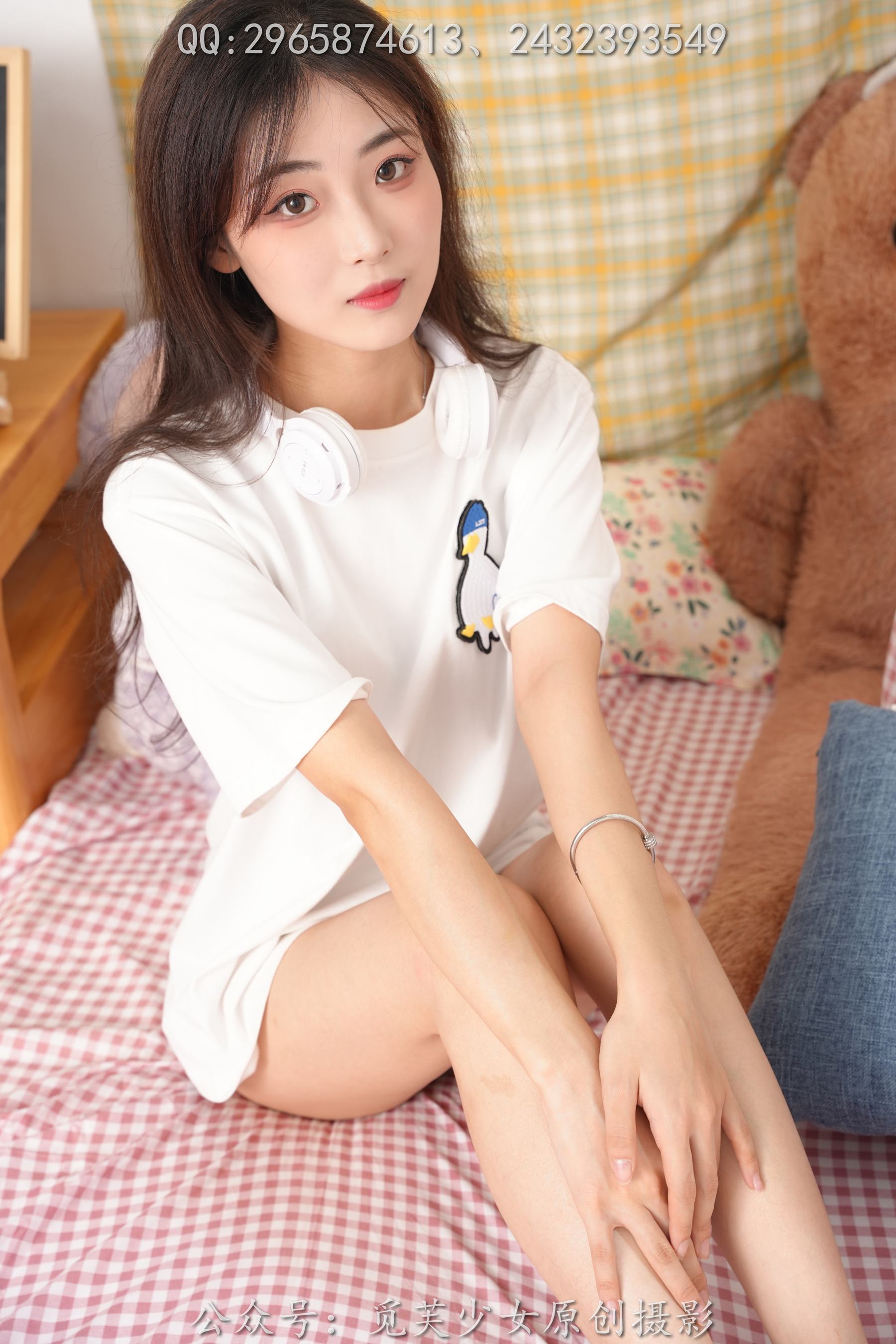 觅芙少女-晓晓令你沦陷的饰我的眼神[130P/1V/3.69GB]