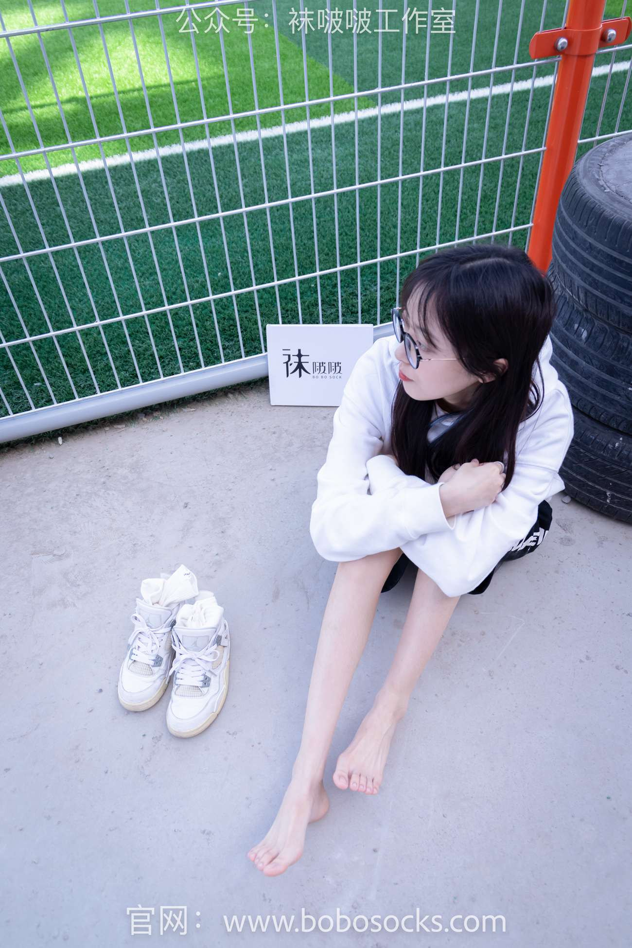 袜啵啵-NO.103稚予AJ篮球鞋、白棉袜、裸足[134P/1V/2.52GB]