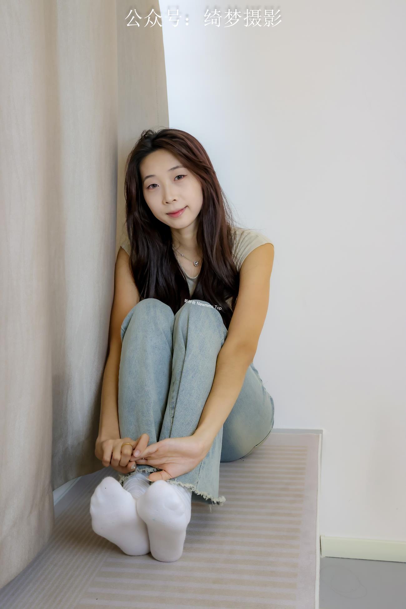 绮梦摄影-秋月（花絮视频版）[187P/1V/6.99GB]