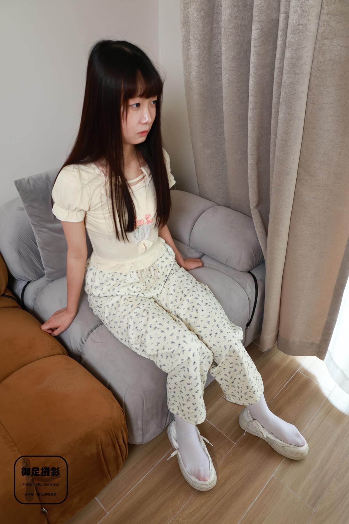 御足摄影-元气满满[115P/1V/3.96GB]