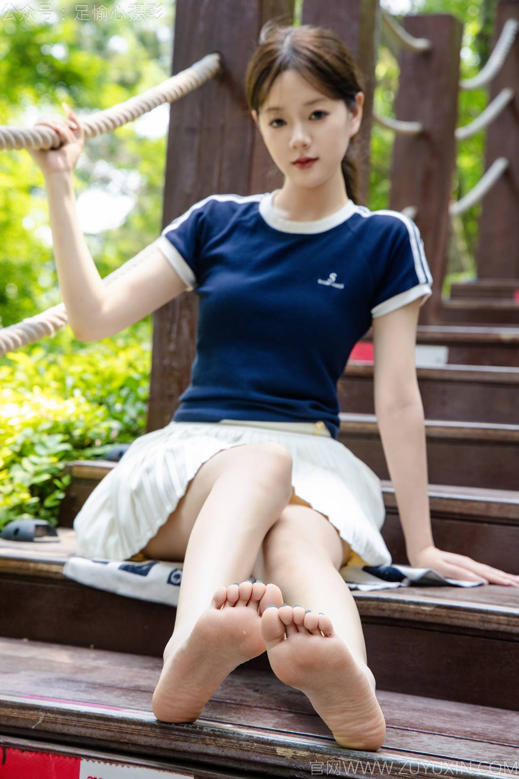 足愉心-嘉怡（搭配：体操服、白色短裙、白色棉袜、运动鞋）[120P/2V/14.8GB]