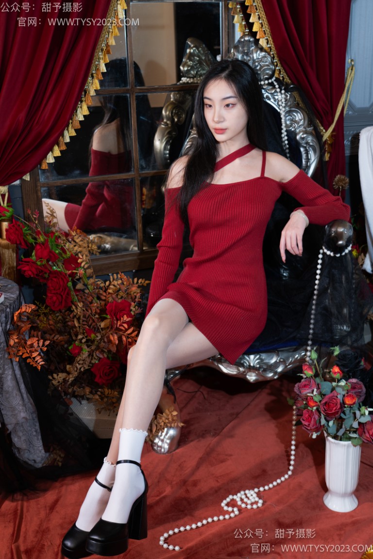 甜予摄影-小狸高跟鞋、白棉袜、肉丝（脚尖加固款）（完整版）[124P/2V/9.68GB]